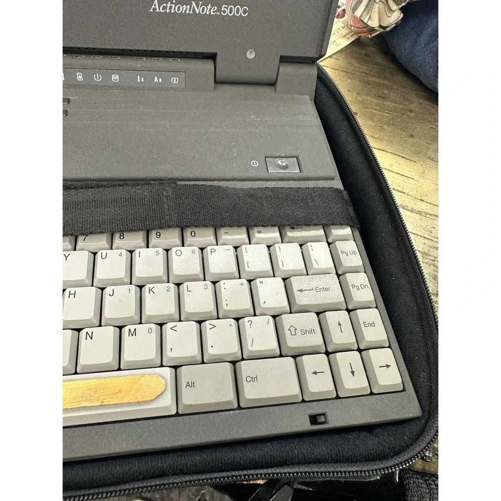 VINTAGE EPSON ACTIONNOTE 500C LATOP, COLLECTIBLE, STRICTLY FOR PARTS, AS-IS,